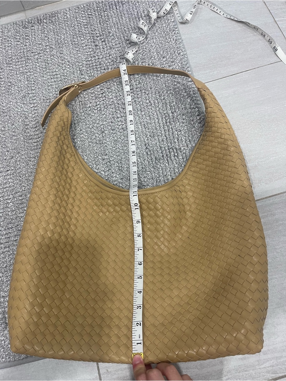 Anthropologie love knot slouchy bag woven gold buckle beige tan - Picture 14 of 14